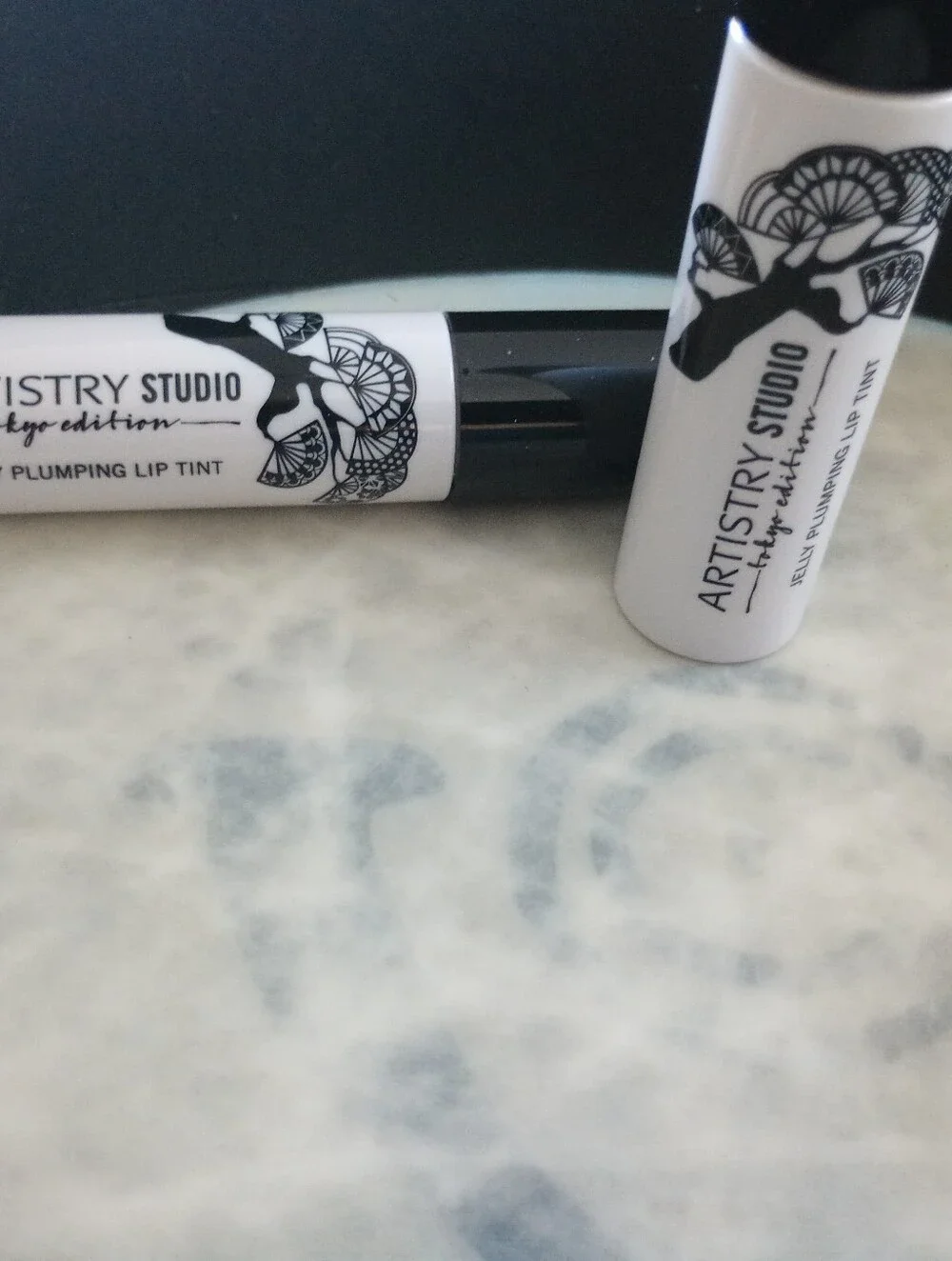 Artistry Studio Jelly Plumping Lip Tint - Sakura Color.